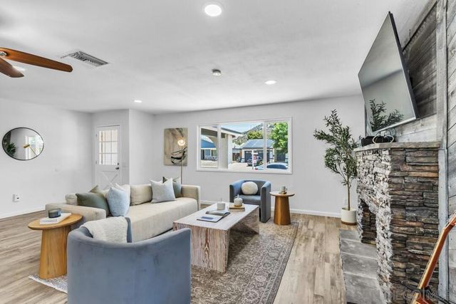 10708 Ironwood Ave., Santee, CA 92071