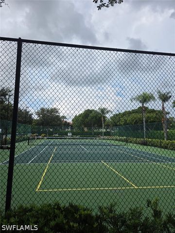 1105 Reserve CT 201, Naples, FL 34105