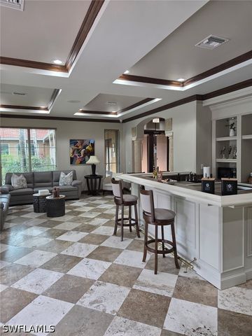 1105 Reserve CT 201, Naples, FL 34105