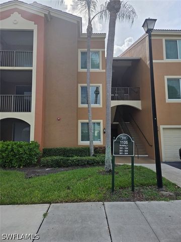 1105 Reserve CT 201, Naples, FL 34105