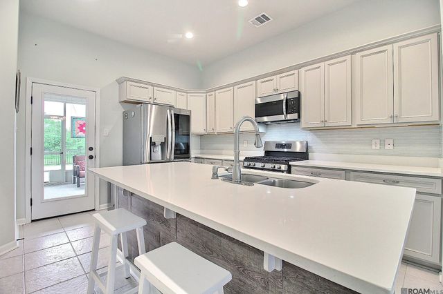 38343 Brown Rd, Prairieville, LA 70769