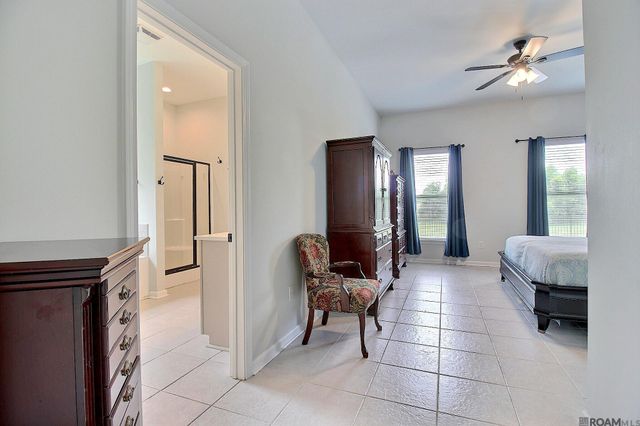 38343 Brown Rd, Prairieville, LA 70769