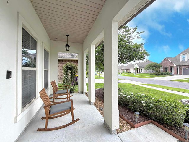 38343 Brown Rd, Prairieville, LA 70769