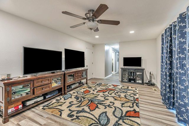 7912 Wildridge Dr, Fair Oaks, CA 95628
