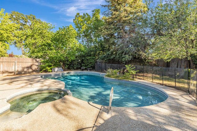 7912 Wildridge Dr, Fair Oaks, CA 95628