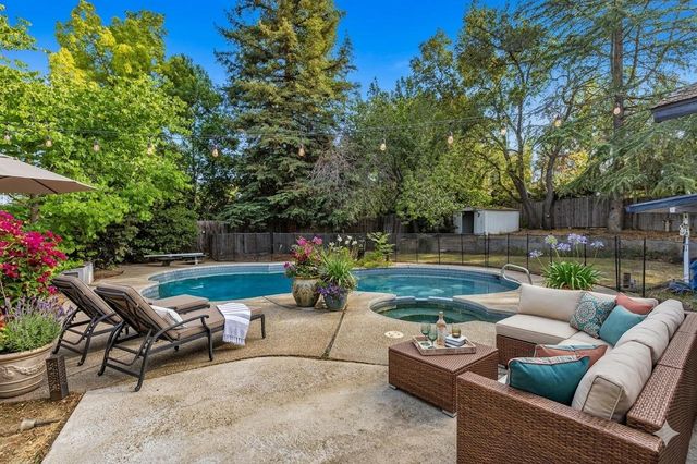 7912 Wildridge Dr, Fair Oaks, CA 95628