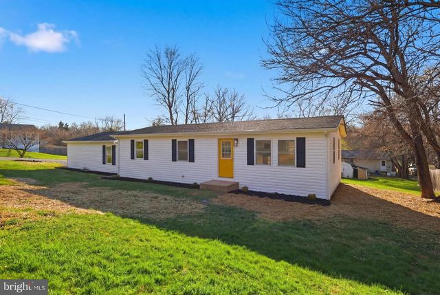 39 NIGHTINGALE LN, Shepherdstown, WV 25443