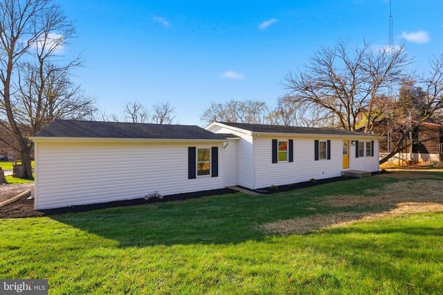 39 NIGHTINGALE LN, Shepherdstown, WV 25443