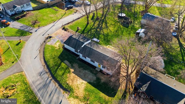 39 NIGHTINGALE LN, Shepherdstown, WV 25443