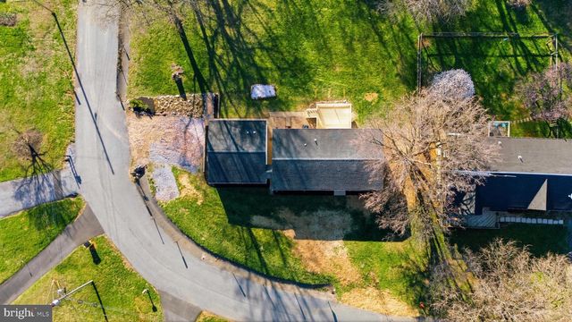 39 NIGHTINGALE LN, Shepherdstown, WV 25443