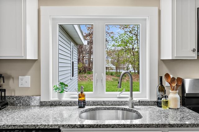 21 Ferdinand Passway, Lunenburg, MA 01462