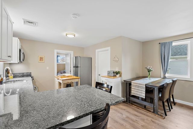 21 Ferdinand Passway, Lunenburg, MA 01462