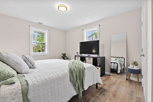 21 Ferdinand Passway, Lunenburg, MA 01462