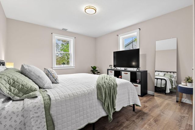 21 Ferdinand Passway, Lunenburg, MA 01462