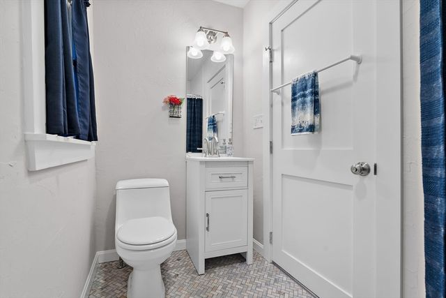 21 Ferdinand Passway, Lunenburg, MA 01462