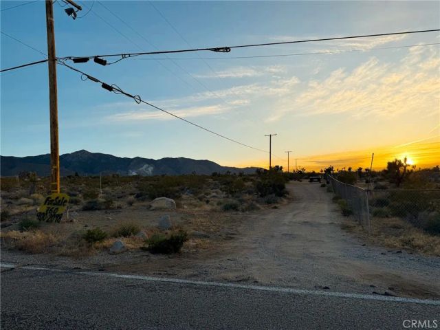 7980 Crystal Creek, Lucerne Valley, CA 92356