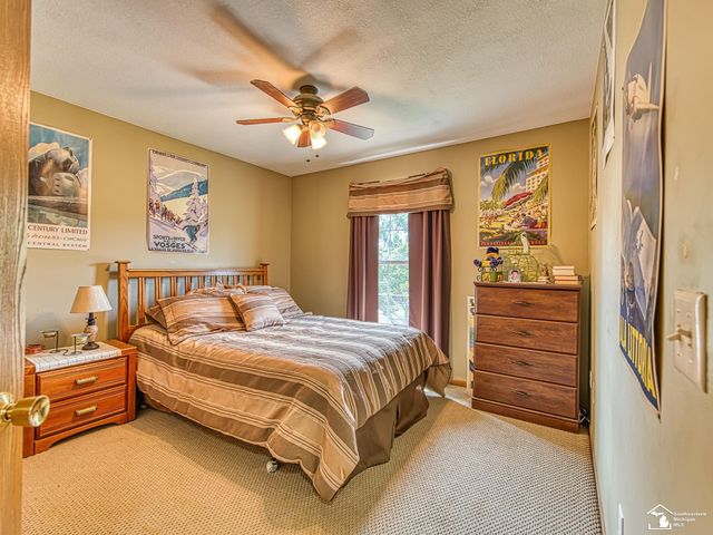 190 Sidney Street, Dundee, MI 48131