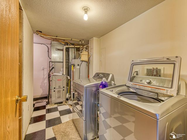 190 Sidney Street, Dundee, MI 48131