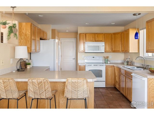 614 Magpie Dr, Loveland, CO 80537