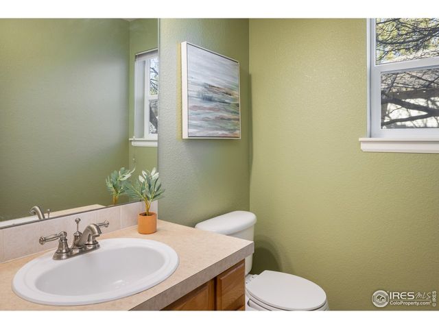 614 Magpie Dr, Loveland, CO 80537