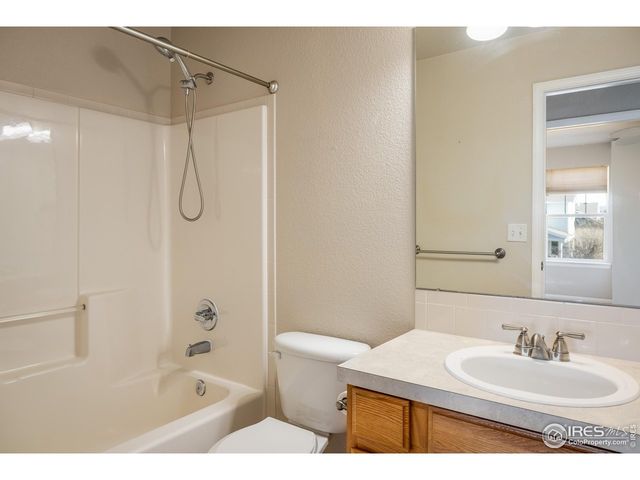 614 Magpie Dr, Loveland, CO 80537