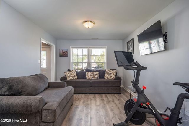 111 Baldwin Court, Jacksonville, NC 28546