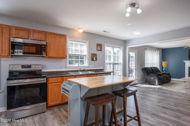 111 Baldwin Court, Jacksonville, NC 28546