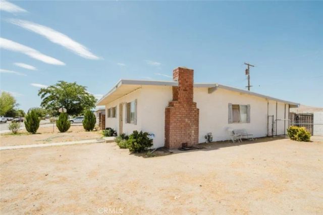 2001 Oak Street, Rosamond, CA 93560