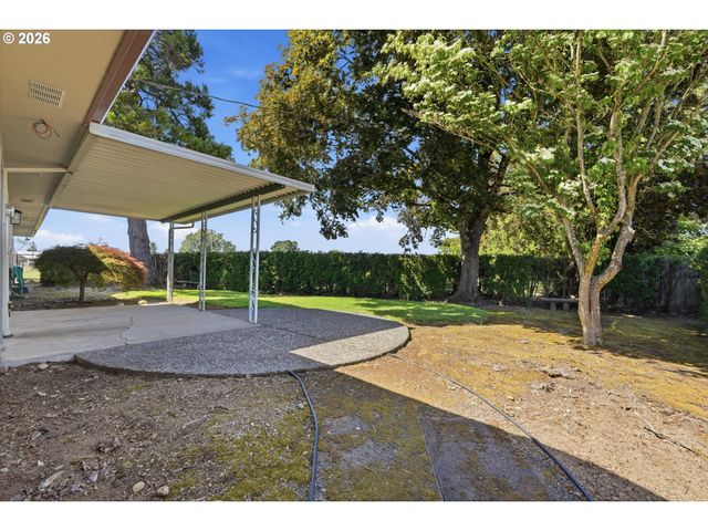 13001 Ne BRAZEE St, Portland, OR 97230