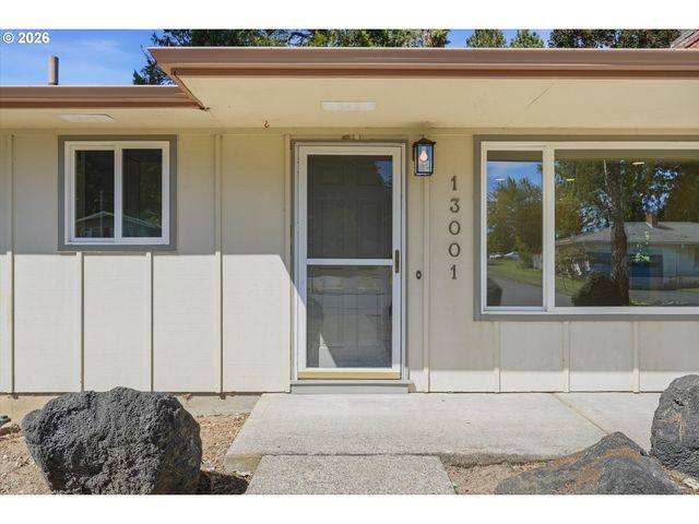 13001 Ne BRAZEE St, Portland, OR 97230