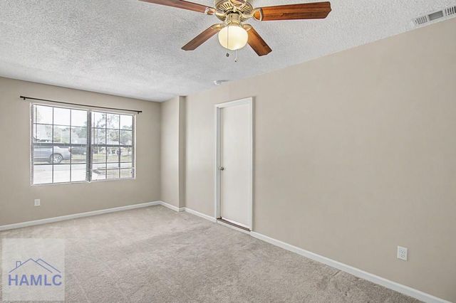 1384 Forest Lake Drive, Hinesville, GA 31313