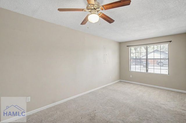 1384 Forest Lake Drive, Hinesville, GA 31313