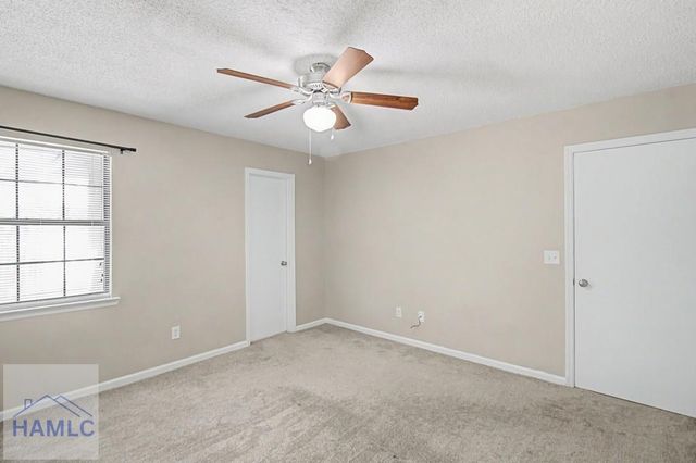 1384 Forest Lake Drive, Hinesville, GA 31313