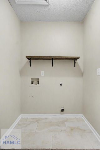 1384 Forest Lake Drive, Hinesville, GA 31313