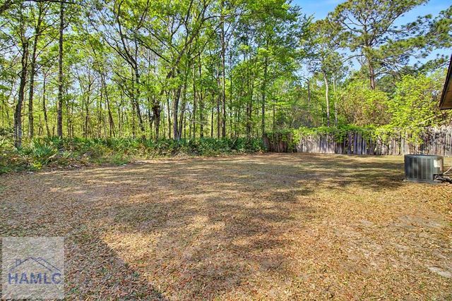 1384 Forest Lake Drive, Hinesville, GA 31313