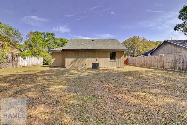 1384 Forest Lake Drive, Hinesville, GA 31313