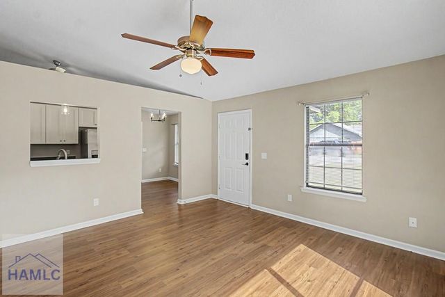 1384 Forest Lake Drive, Hinesville, GA 31313