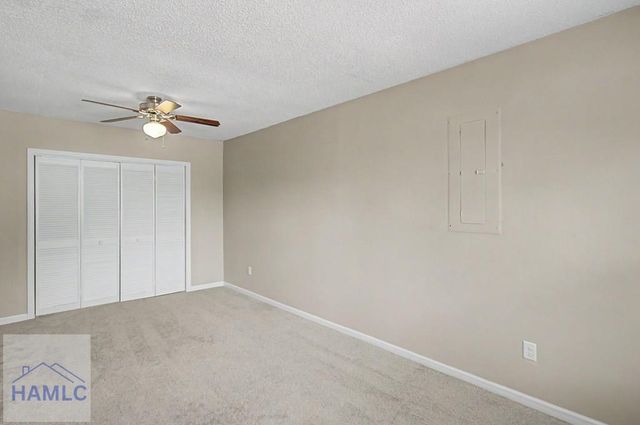 1384 Forest Lake Drive, Hinesville, GA 31313