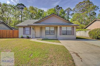 1384 Forest Lake Drive, Hinesville, GA 31313