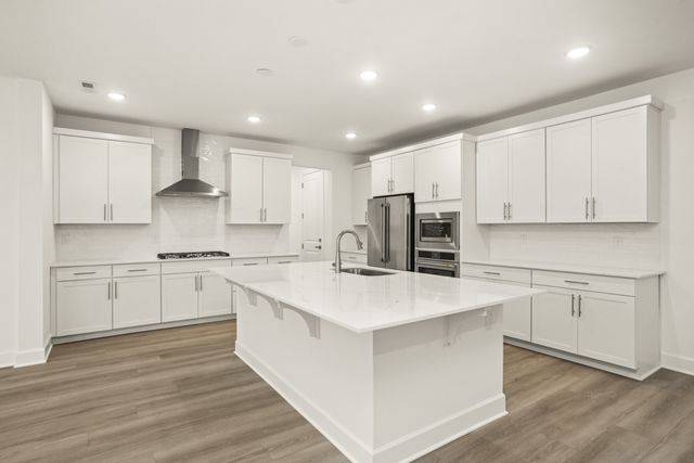 123 East Hill Street, Mount Juliet, TN 37122