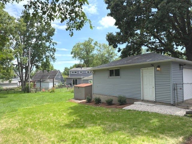 987 South Street, Elgin, IL 60123