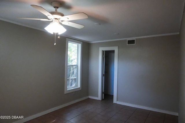 608 Bay Avenue, Holly Hill, FL 32117