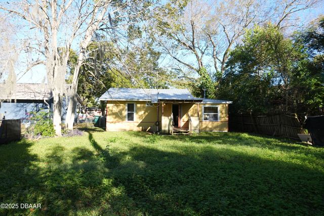 608 Bay Avenue, Holly Hill, FL 32117