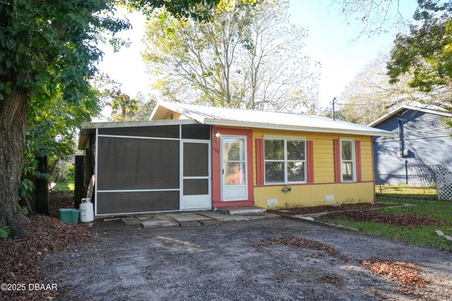 608 Bay Avenue, Holly Hill, FL 32117