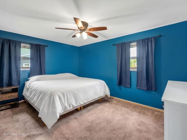 6955 PARKVIEW Drive, Downers Grove, IL 60516