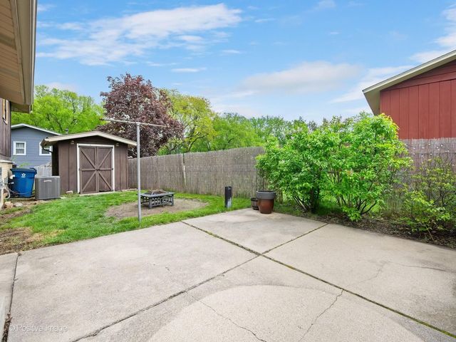 6955 PARKVIEW Drive, Downers Grove, IL 60516