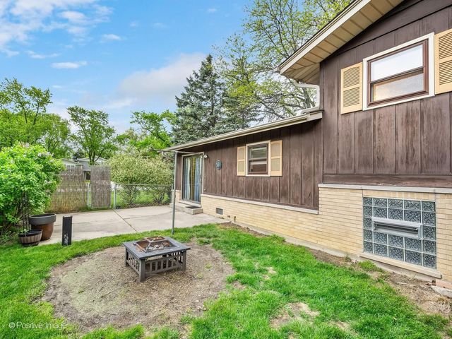 6955 PARKVIEW Drive, Downers Grove, IL 60516