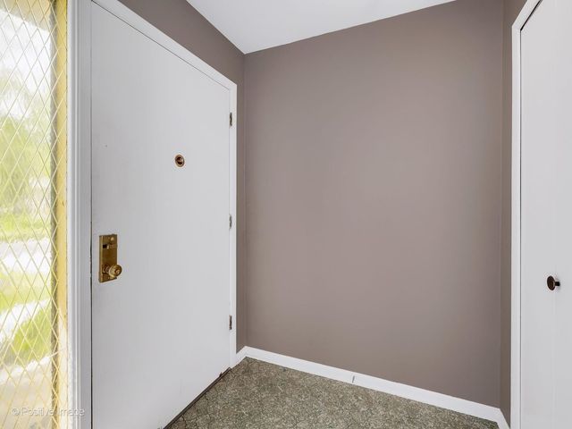 6955 PARKVIEW Drive, Downers Grove, IL 60516