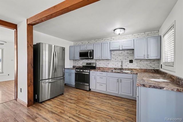 35337 Little Mack Avenue, Clinton Township, MI 48035