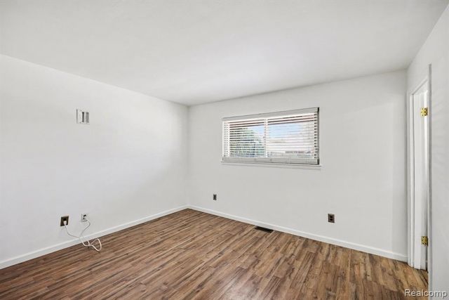 35337 Little Mack Avenue, Clinton Township, MI 48035